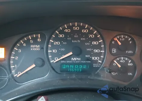 2000 Chevrolet Tahoe All New Ls z USA, uszkodzony, nr VIN 1GNEK13T8YJ208961